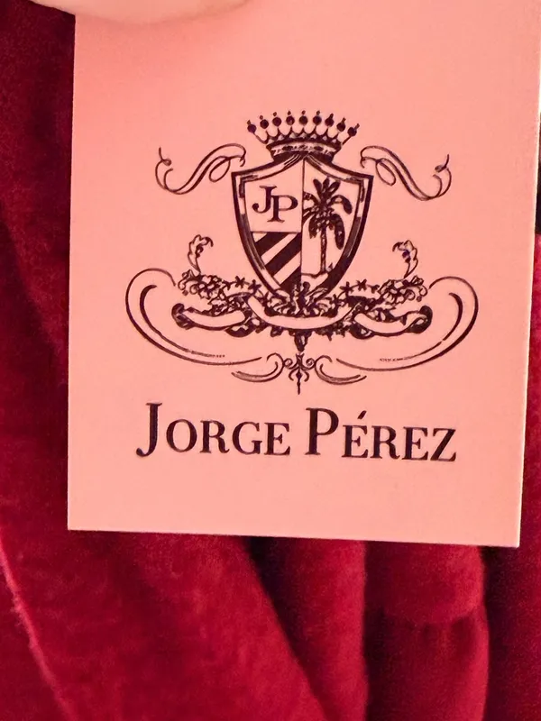 Jorge Perez Sweater nwt Size XL - Image 7