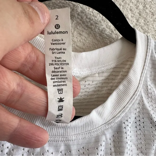Lululemon Women’s Train‎ To Be Stripe White Tank Top Size 2 - Image 6