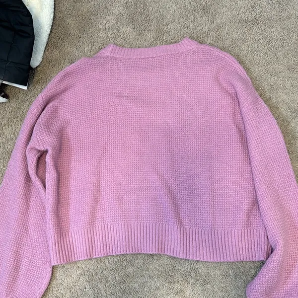 Anthropologie cropped oversized sweater - Image 4