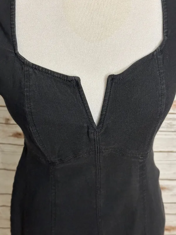 Free People black sheath dress Medium notch/split V neck bodycon minimalist LBD - Image 3