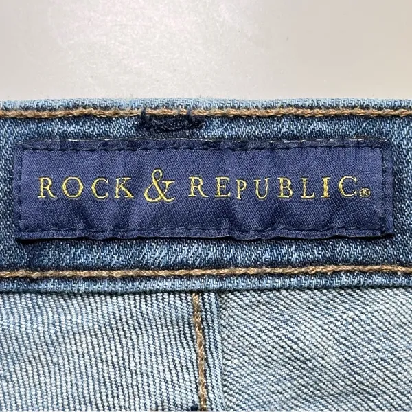 Rock and Republic WOMEN'S KASANDRA BOOTCUT JEAN - Medium Wash - 6 Long - Image 4