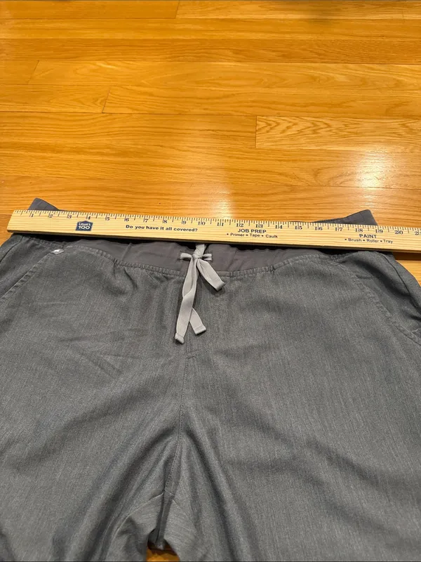 Figs technical collection gray jogger scrub bottoms size XXlarge petite. - Image 6