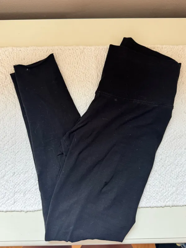 Aritzia TNA Leggings - Image 5