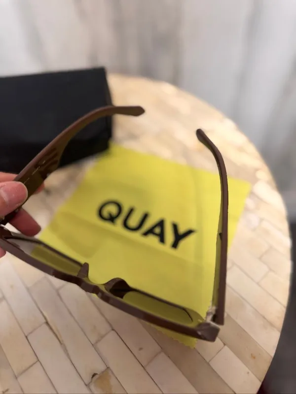 Quay Australia Notorious Oversized Square Sunglasses Chocolate Brown Gold - Image 2