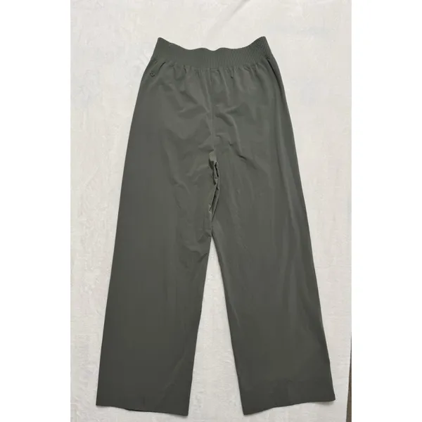 Lululemon Women's Green Stretch Woven Wide Leg High Rise Pants Size Medium - Image 7