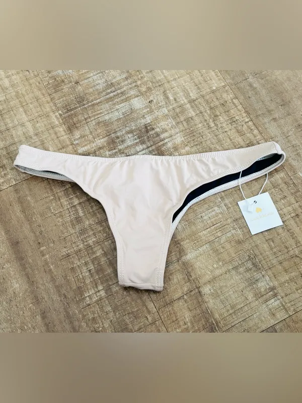 NWT AMA nude/tan thong bikini bottoms size large - Image 3