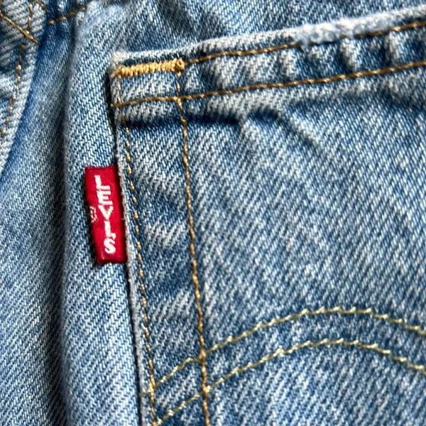 Levi’s 501 Cutoff Denim Shorts - Image 4