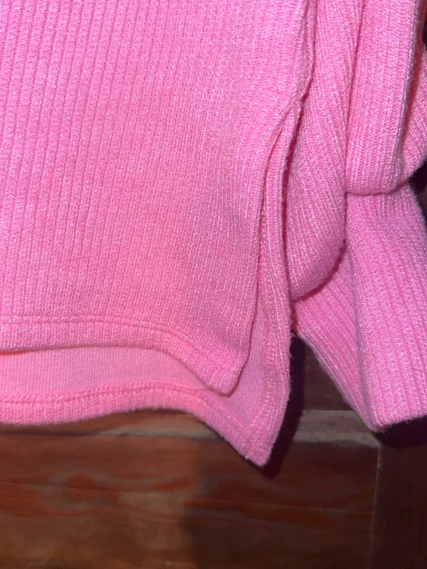 Pink Ribbed Turtleneck Sweater Size M - Image 2