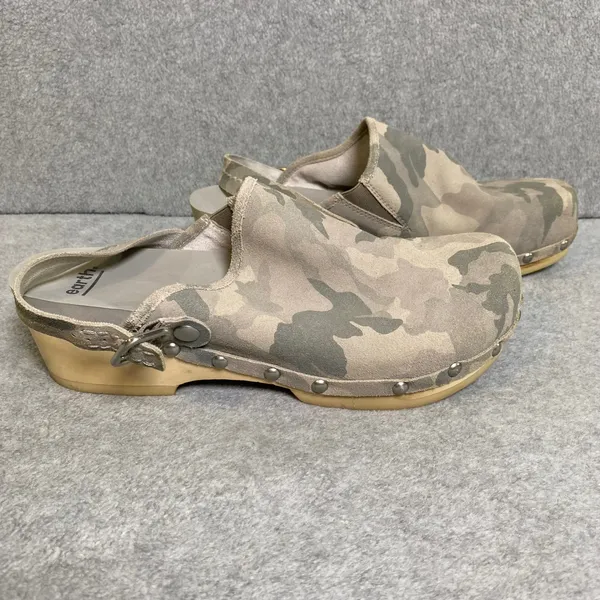 Earth Camo Leather Wood Clogs Women 11 Gray Studded Slingback Comfort Shoes EUC‎ - Image 3