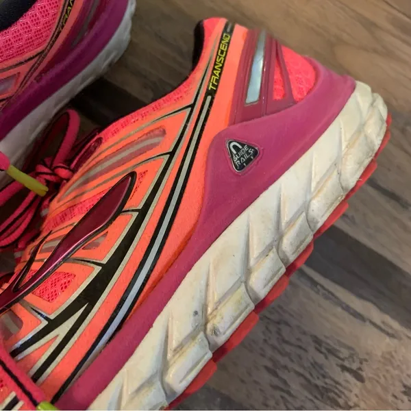 Brooks Transcend Ultimate Ride Sneakers Women 8 Pink Running Shoe 1201501B878 - Image 2