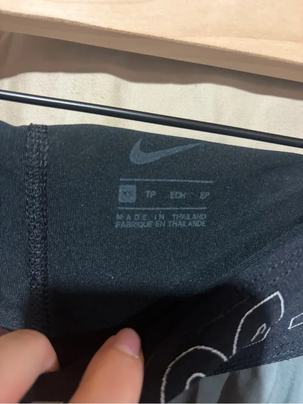 Nike shorts - Image 3
