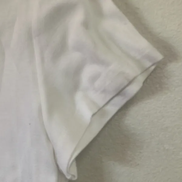 FINAL MARKDOWN Classic White high sierra T-Shirt medium - Image 2