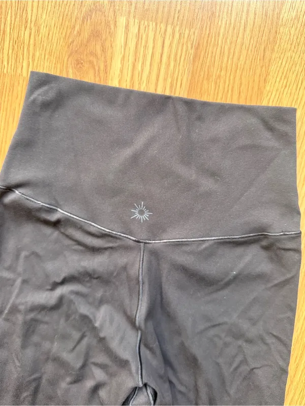 OFFLINE By Aerie Real Me High Waisted Crossover Flare Legging Brown Small - Image 5