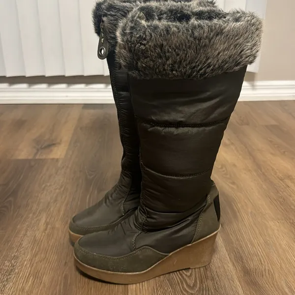 JUICY COUTURE Faux Fur Lined Knee High Platform Wedge boots Full Zip Green SZ 8‎ - Image 5