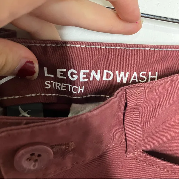Eddie Bauer legendwash stretch‎ maroon shorts women's size 8 tall casual Bermuda - Image 8