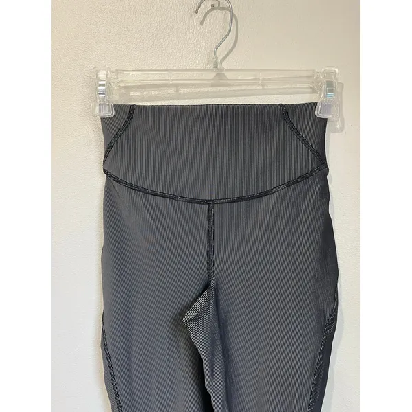 Lululemon Base‎ Pace High-Rise Tight 25” Two-Tone Ribbed Leggings Size 2 - Image 5