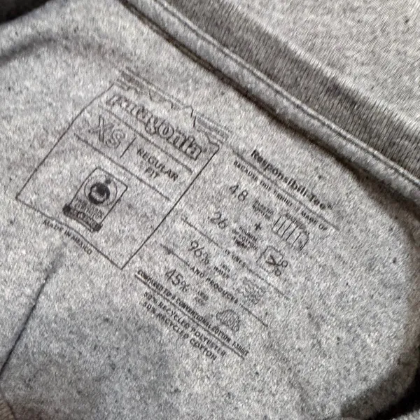 Patagonia Responsibili-Tee Long Sleeve Grey P-6 Logo Graphic Shirt Womens XS - Image 3