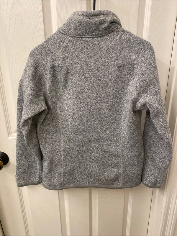 Patagonia Heather Gray 1/4-Zip Women's Sweater Fleece - Image 6