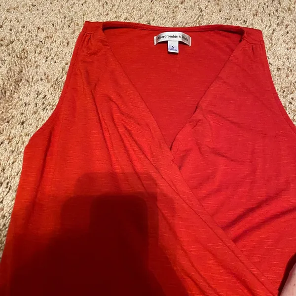 Abercrombie & Fitch Red Wrap Shirt - Image 2