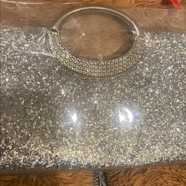 New Without Tag Evening Silver Clutch - Image 4