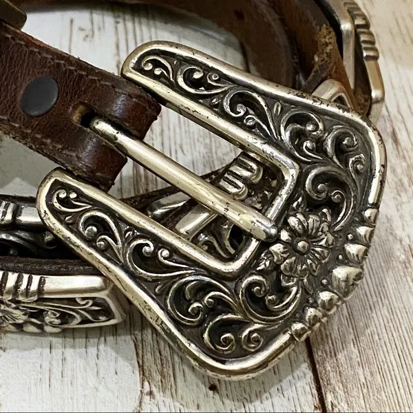Justin Boots Brown Leather Silver tone Flower Conch Western Belt Size 35 - Image 3
