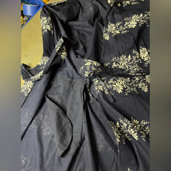 Tommy Hilfiger Women's Size M Navy Floral 100% Cotton Wrap Dress Midi Sleeveless - Image 11