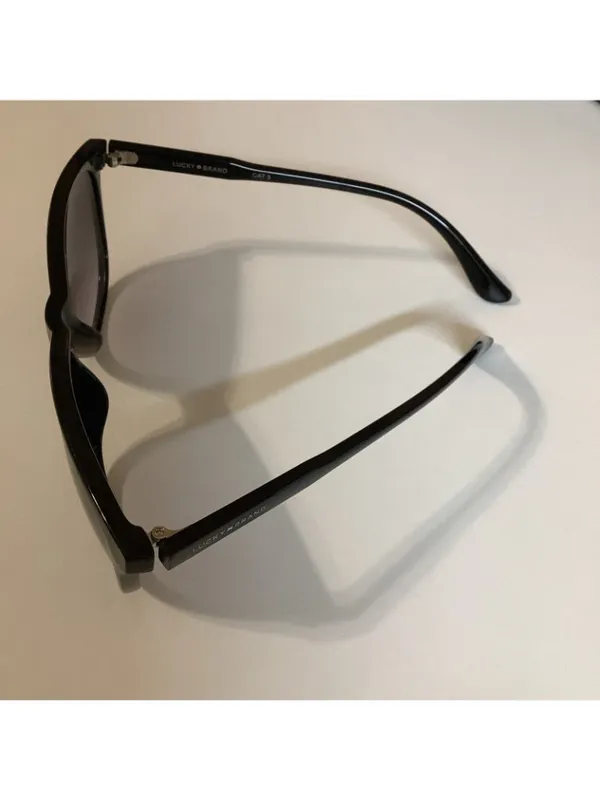 Lucky Brand Los Feliz Black Sunglasses Gradient Smoke Lens 58-16-140 Cat 3, Used - Image 2