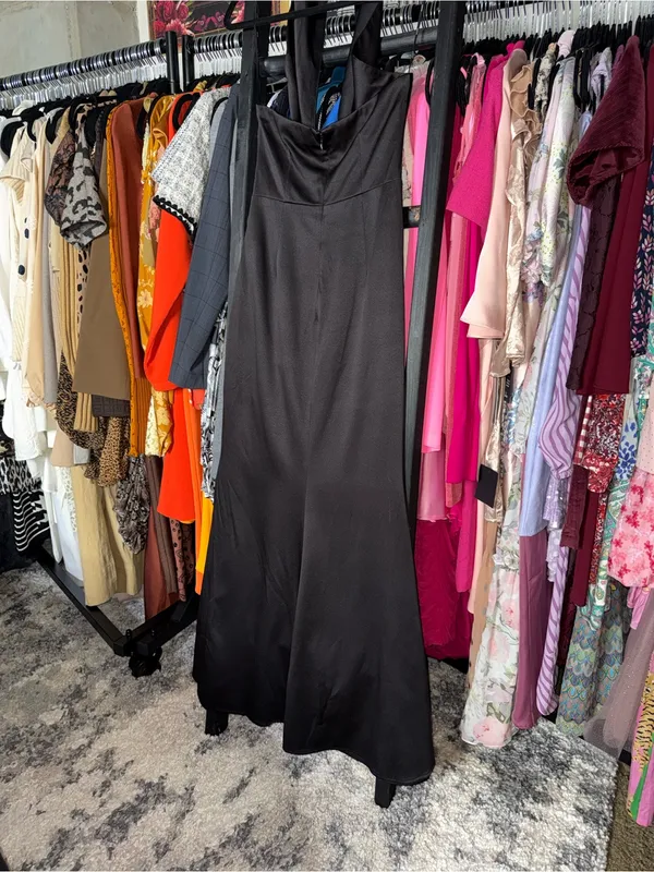 ELLIATT Brynn Black Satin Halter Cutout Maxi Gown Womens XS EUC - Image 16