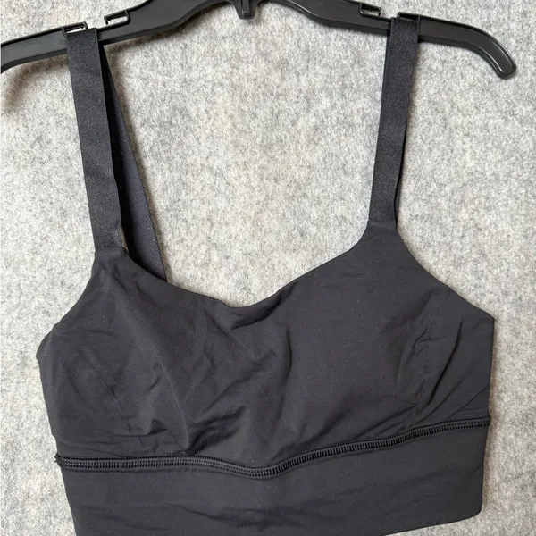 Lululemon Woman Size‎ 4 Black Sports Bra with Adjustable Straps - Image 2