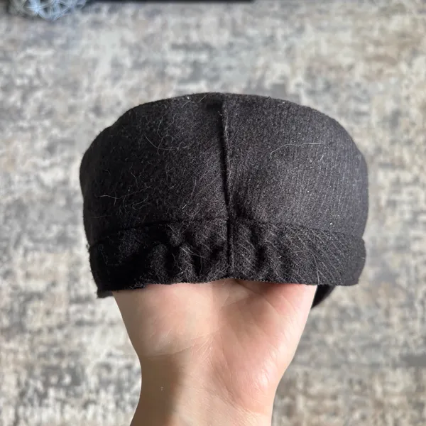 Y2K vintage newsboy black cap with button details women’s - Image 5