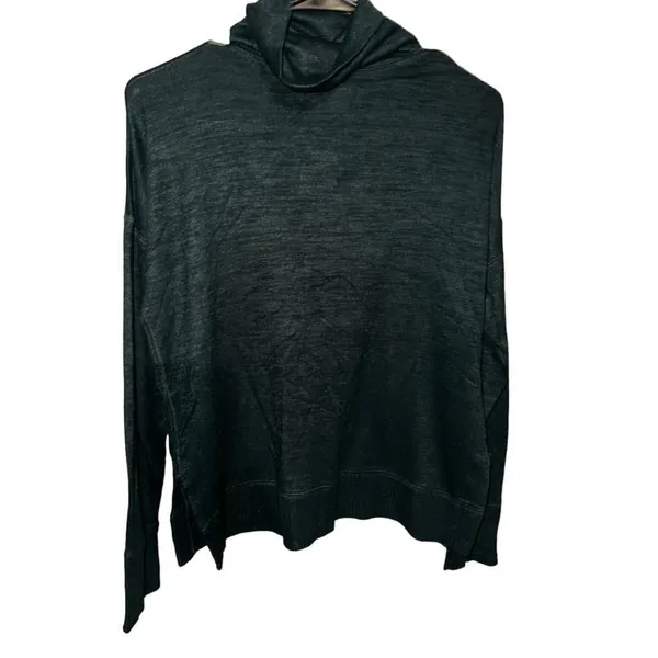 abercrombie and fitch soft and‎ cozy long sleeve collared top - size small - Image 4