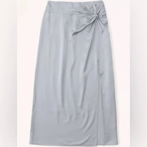 Abercrombie & Fitch Knotted Elevated Satin Midi Skirt‎ - Image 4