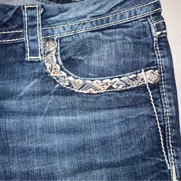 Miss Me Easy Cropped Jeans Women's 29 Dark Blue Stretch Denim Mid-Rise - Image 3