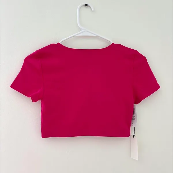 Aritzia Babaton Contour Crew Ribcage T-shirt - Image 5