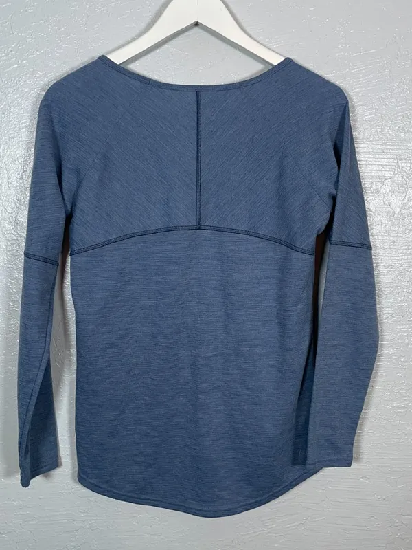 Kuhl Women S Blue Long Sleeve Wool Blend Shirt Scoop Neck Granola Crunchy - Image 4