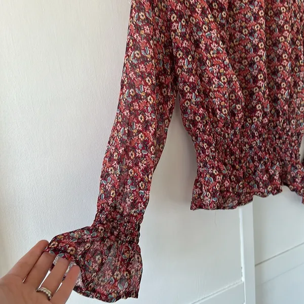 Active USA Women’s Sheer Floral Blouse • Size M - Image 3