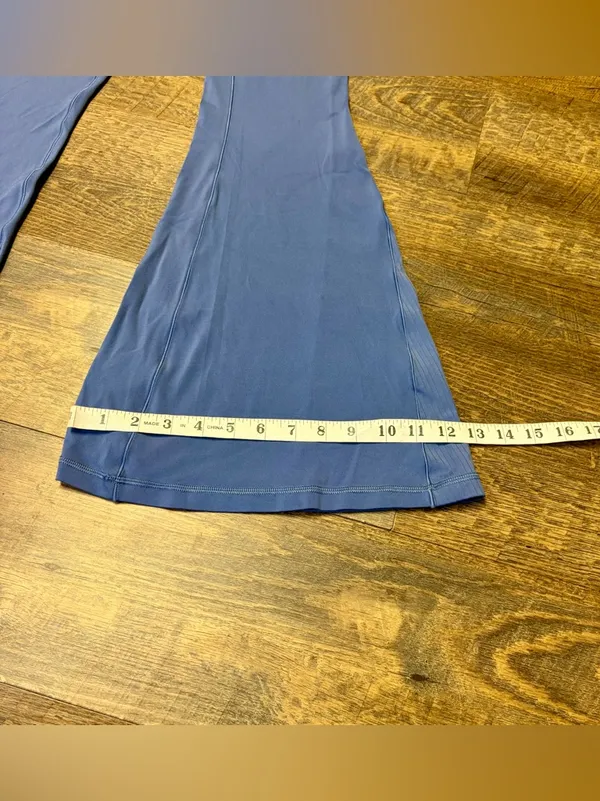 OFFLINE by Aerie Real Me Super Flare Hi-Rise Leggings Blue Medium Short Inseam - Image 2