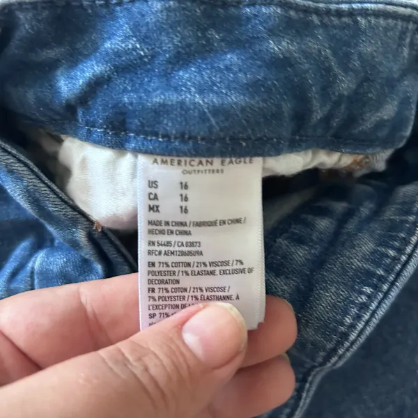 American Eagle Outfitters Curvy High Rise Shortie - Image 5