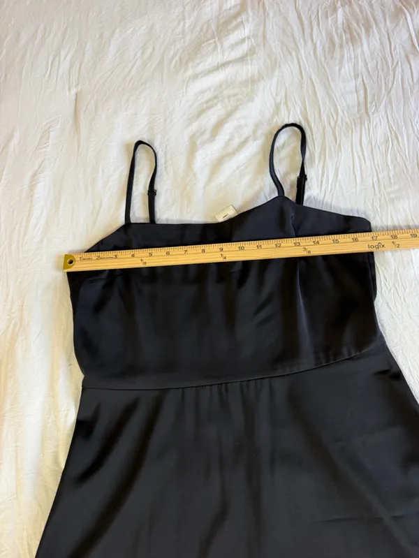 Francesca’s Studio 19 Black Square - Image 6