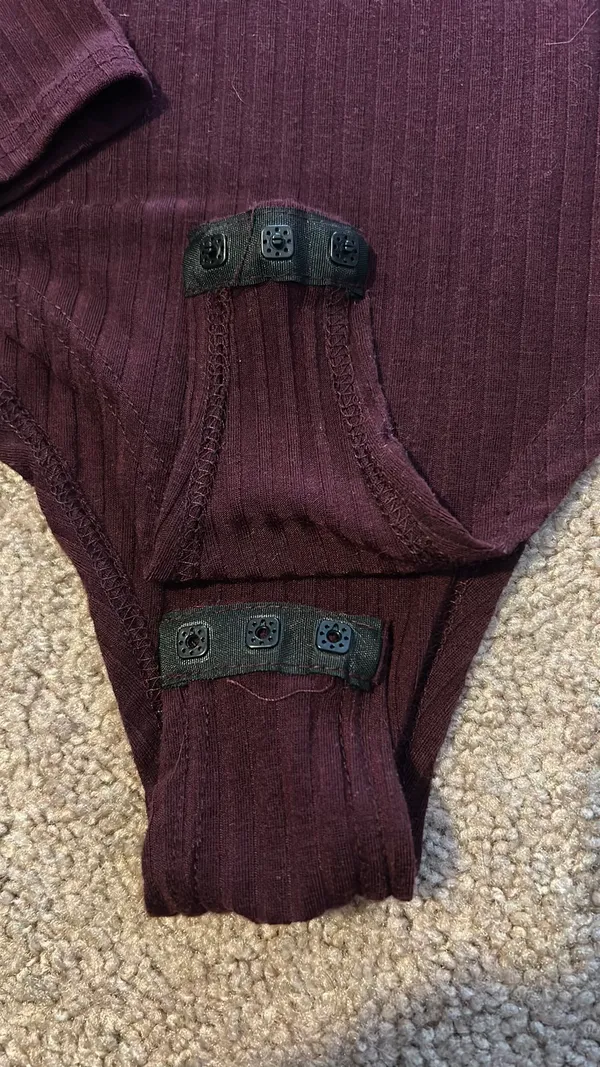 Boohoo Maroon Bodysuit - Image 2