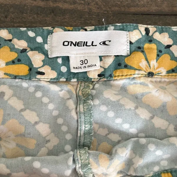 Women’s O’Neill pants size‎ 30 - Image 2