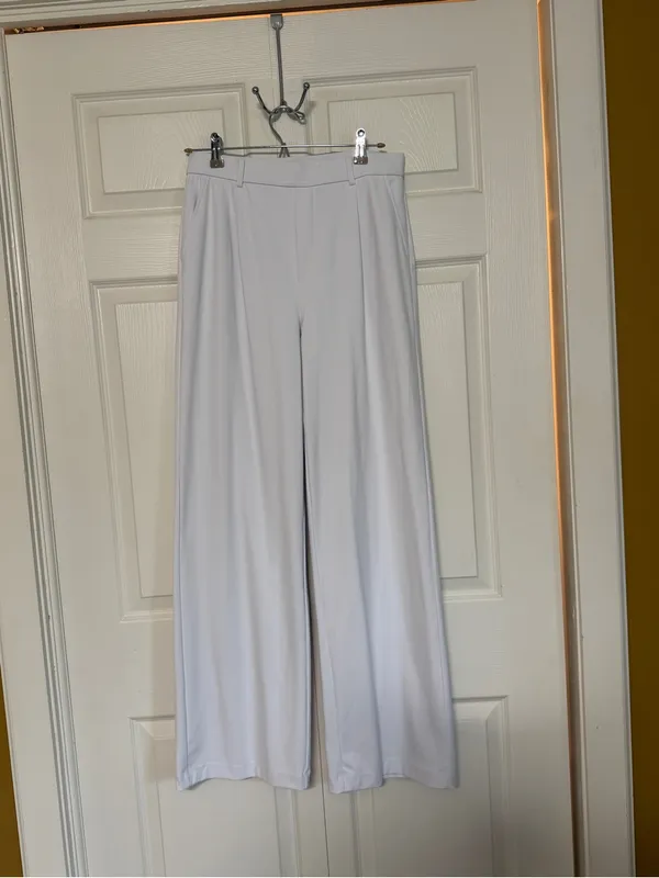 Halara Flex DayStretch High Waisted Pocket Straight Leg Work Pants size medium - Image 3