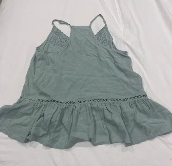Love On A Hanger Green babydoll top - Image 2