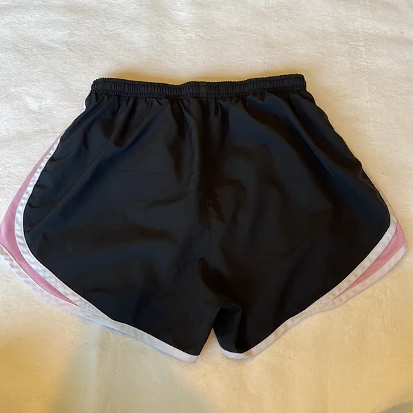 Nike Fit Dry Athletic Shorts with liner & drawstring Size M - Image 5