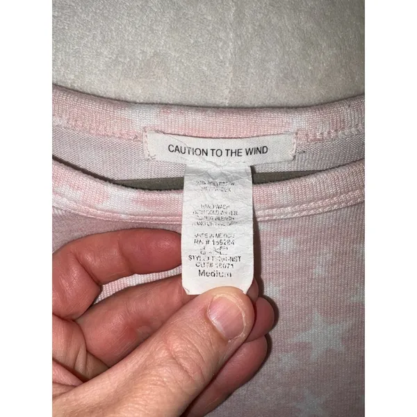 Caution To The Wind Pink Star Print‎ Pajama Set Medium Long Sleeve Top Joggers - Image 2