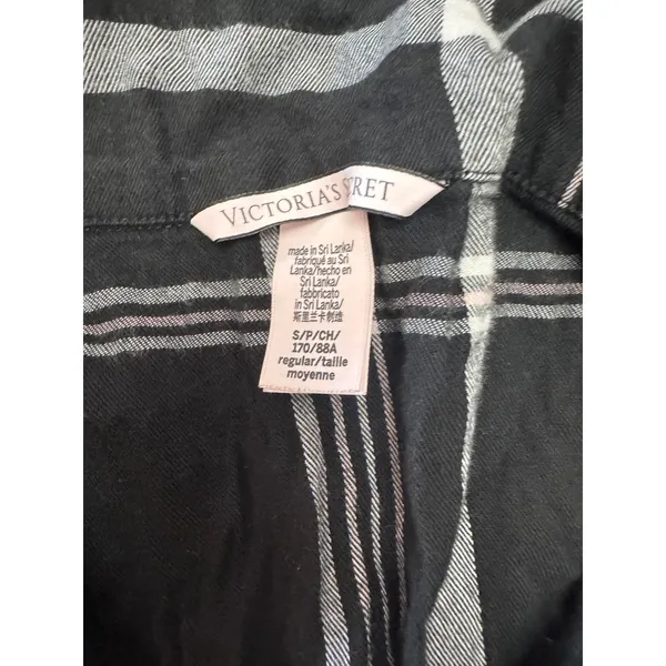 Victorias Secret Size Small Plaid Button Up Longsleeve Pajama Top Black‎ White - Image 3