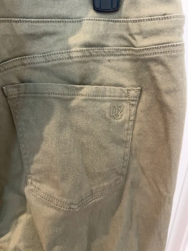 DQ² by DQ Collection Olive Green Pull-On Skinny Pants 2X Button Front Stretch - Image 7