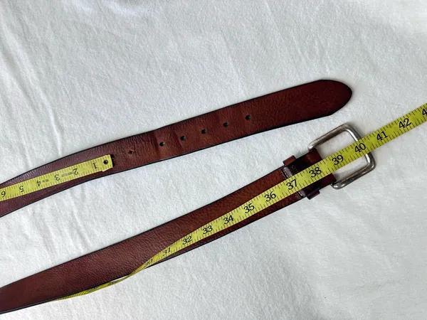 Tommy Hilfiger Brown Vintage Leather Belt 42 Western Tooled Classic Buckle - Image 9