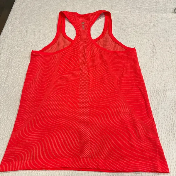 Lululemon red seawheeze 2020 swiftly tech tank size 10 women - Image 6
