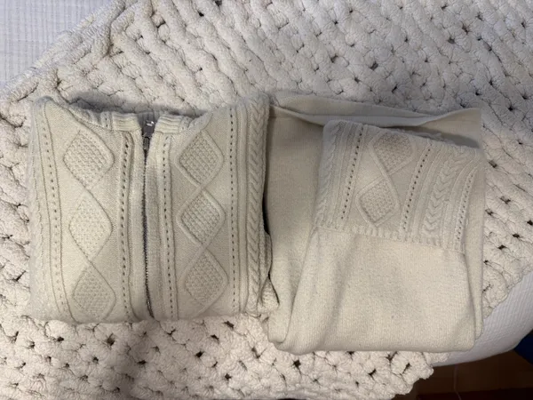 Cableknit Sweater Set - Image 6